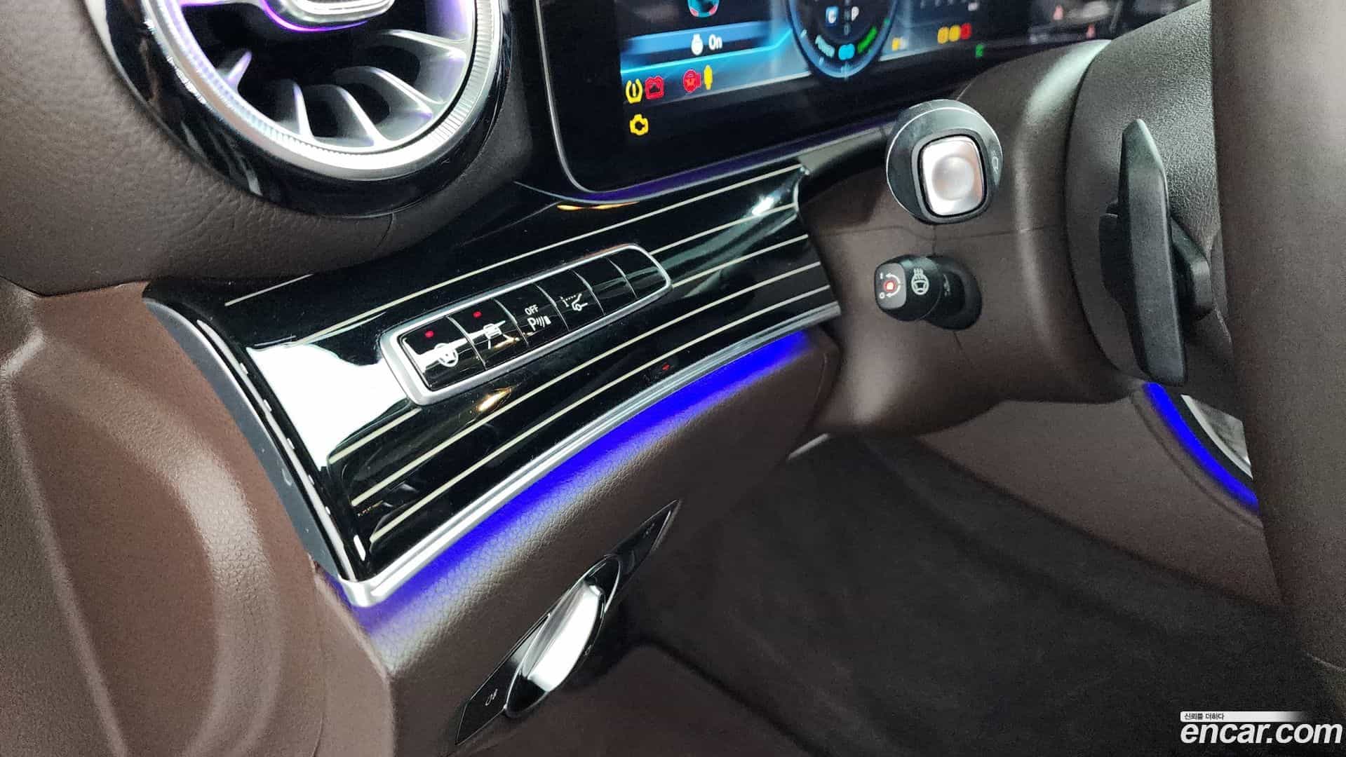 CLS-Class Mercedes-Benz 2019.8-OPTION-042