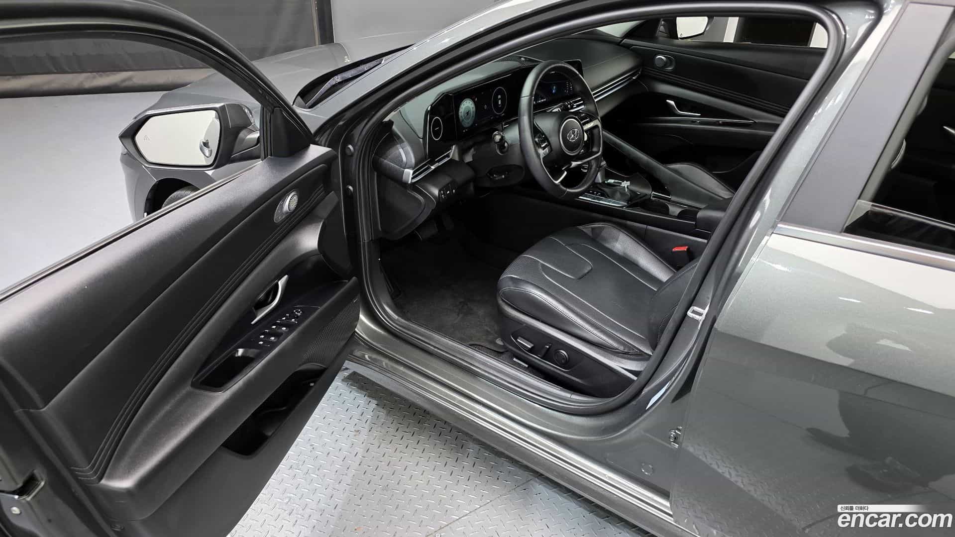 AVANTE Hyundai 2023.3-INNER-010