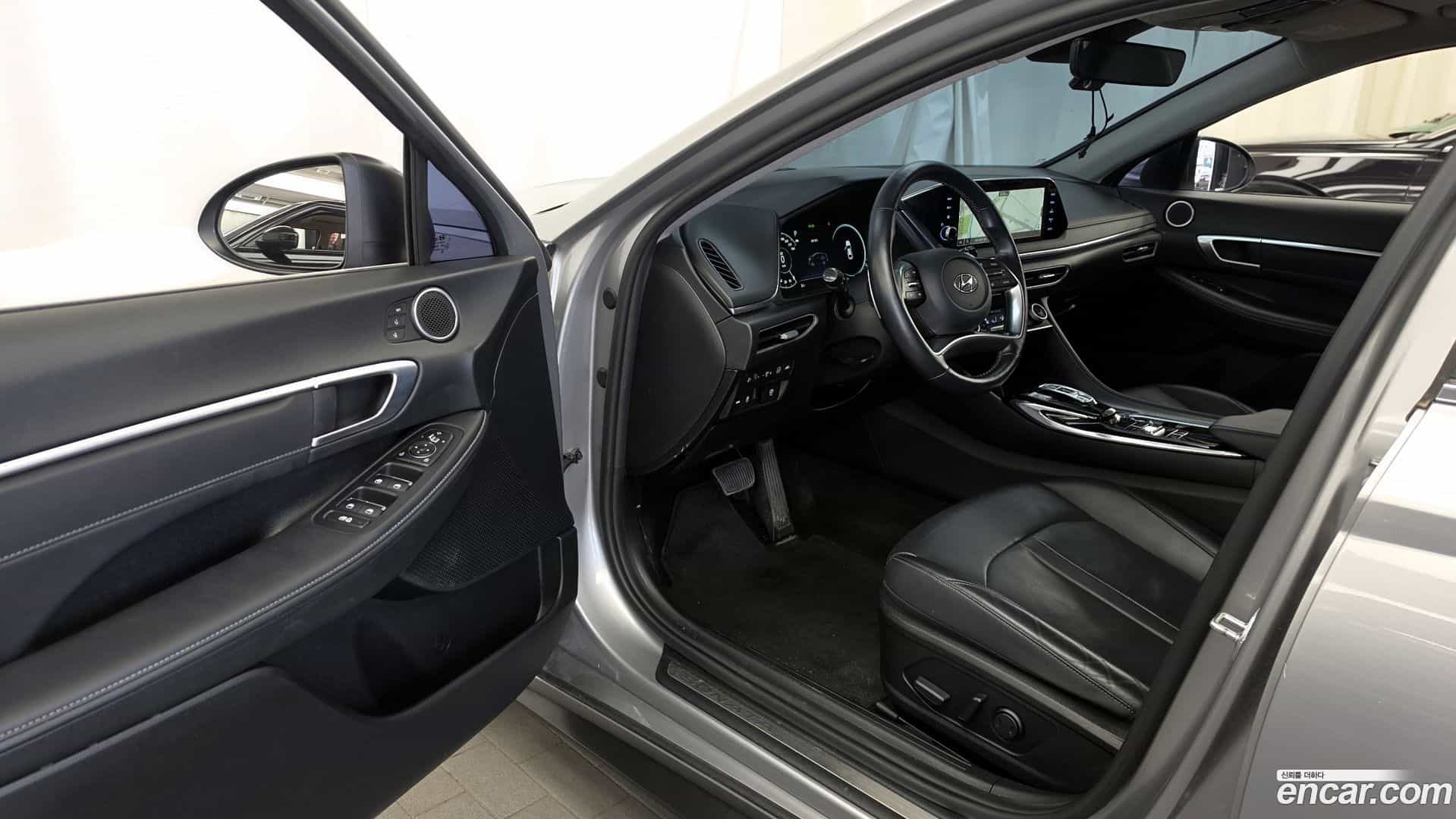 Sonata Hyundai 2020.4-INNER-010