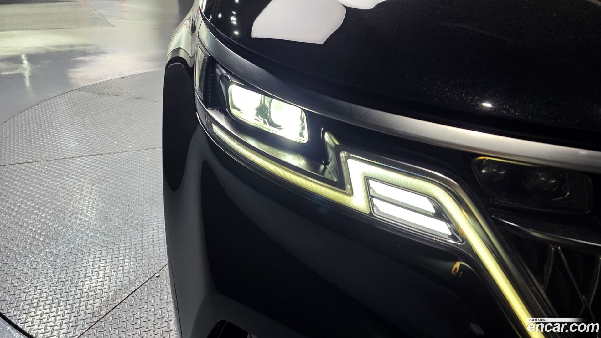 Main__Slider__Photo:Canival Kia 2022.1-21