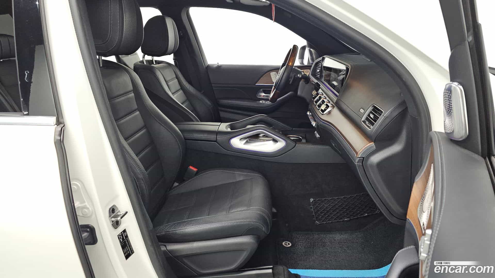GLS-Class Mercedes-Benz 2021.4-INNER-036