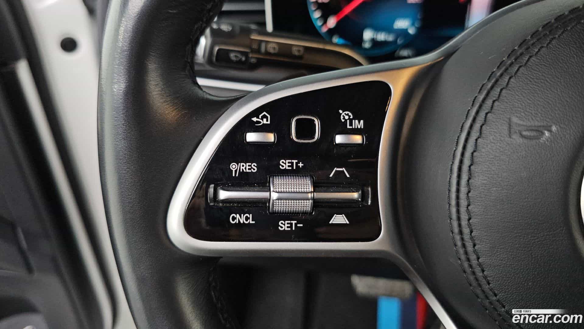GLS-Class Mercedes-Benz 2021.4-OPTION-046