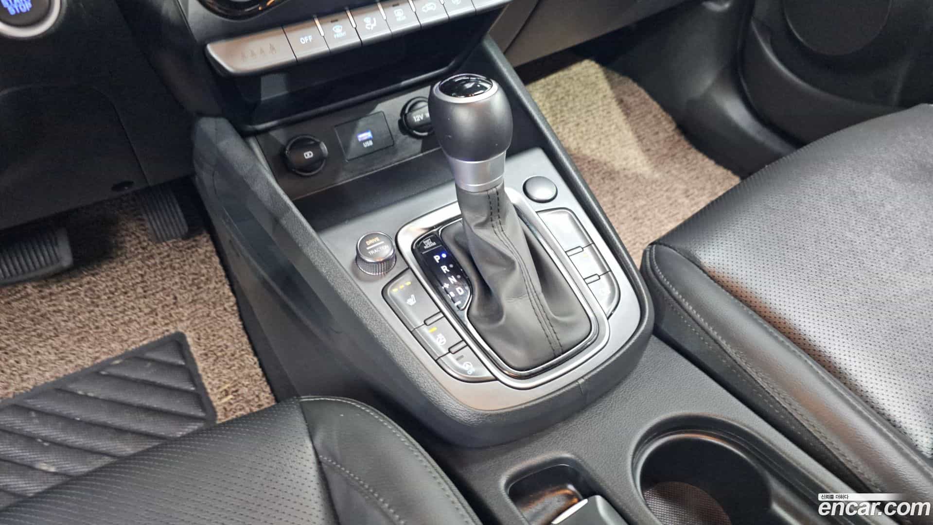 Kona Hyundai 2022.6-INNER-009