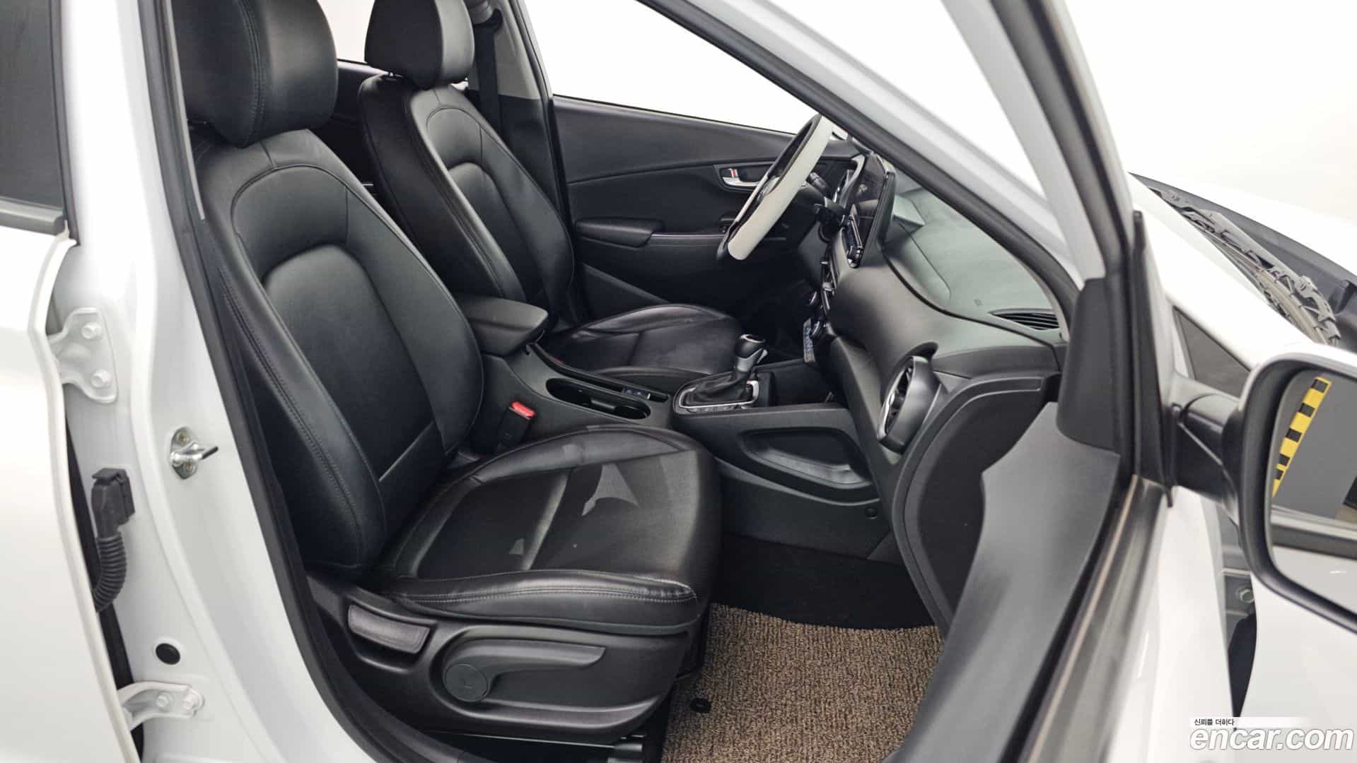 Kona Hyundai 2022.6-OPTION-015