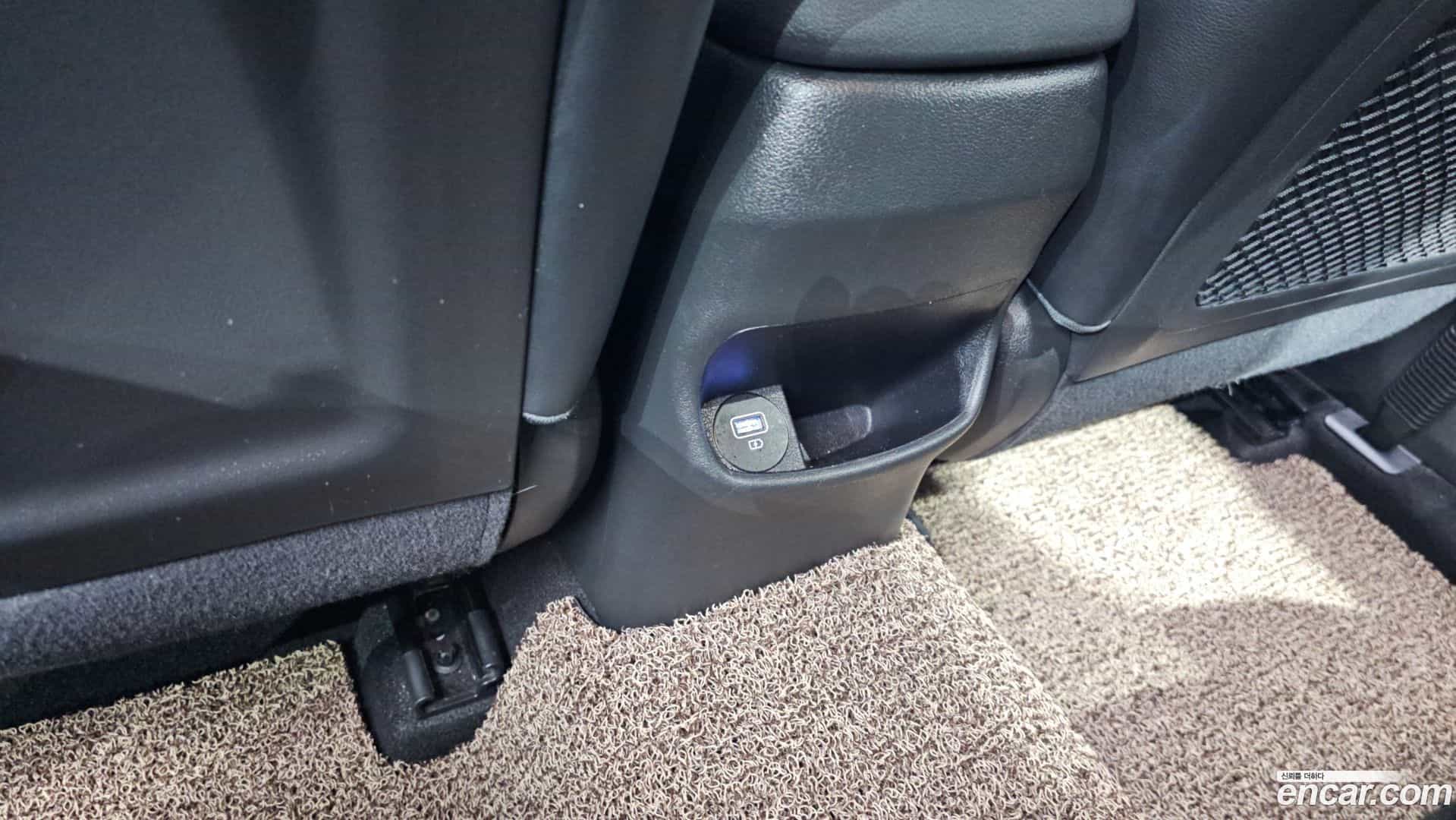 Kona Hyundai 2022.6-OPTION-045