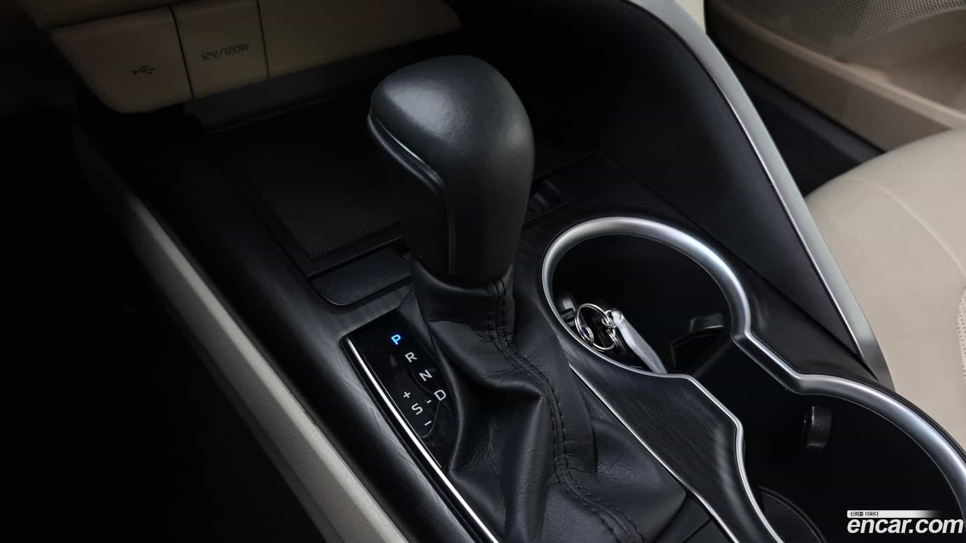 Camry Toyota 2023.8-INNER-009