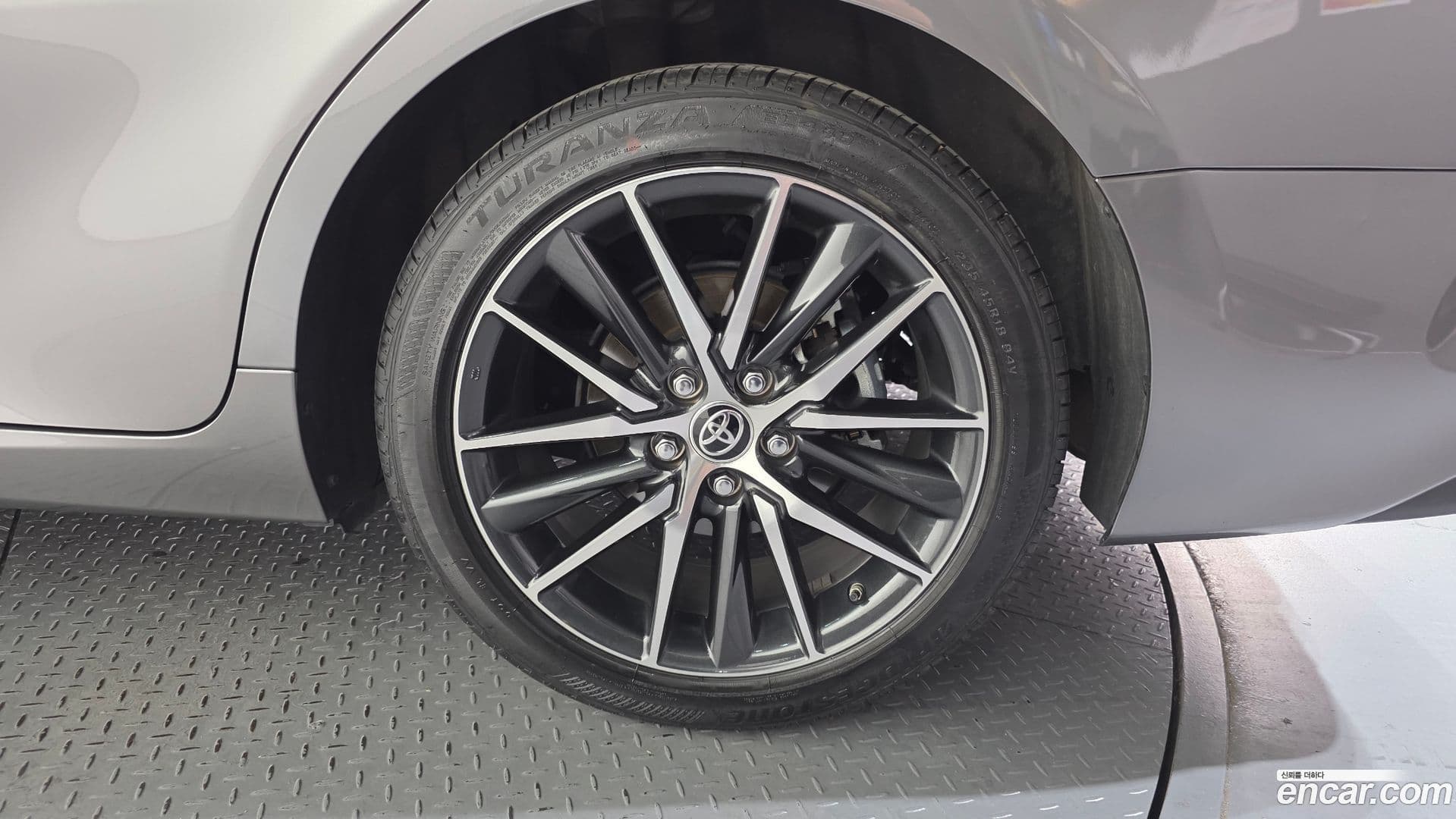 Main__Slider__Photo:Camry Toyota 2023.8-20
