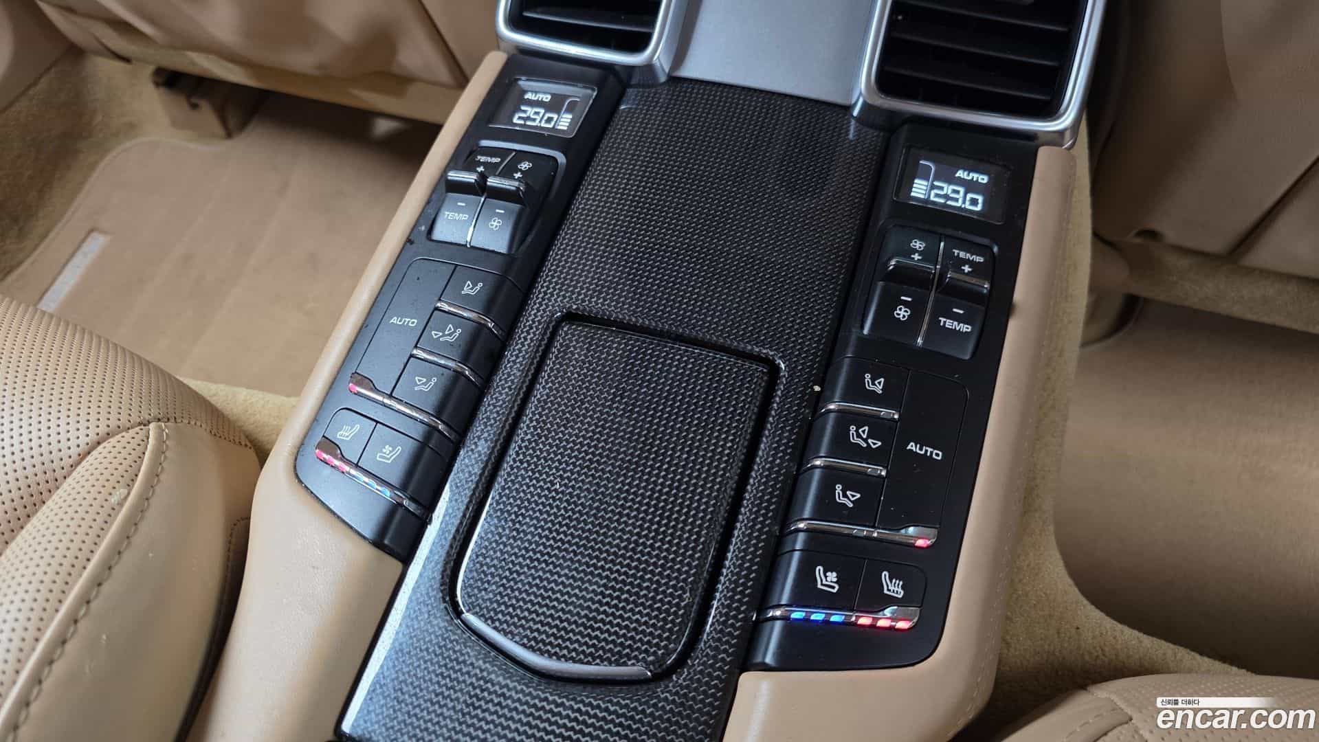 Panamera Porsche 2016.1-OPTION-021