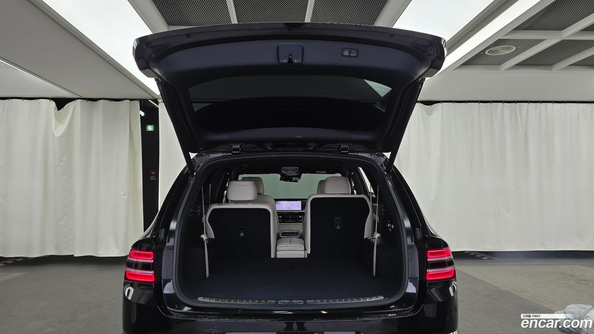 Main__Slider__Photo:GV80 Genesis 2024.5-19
