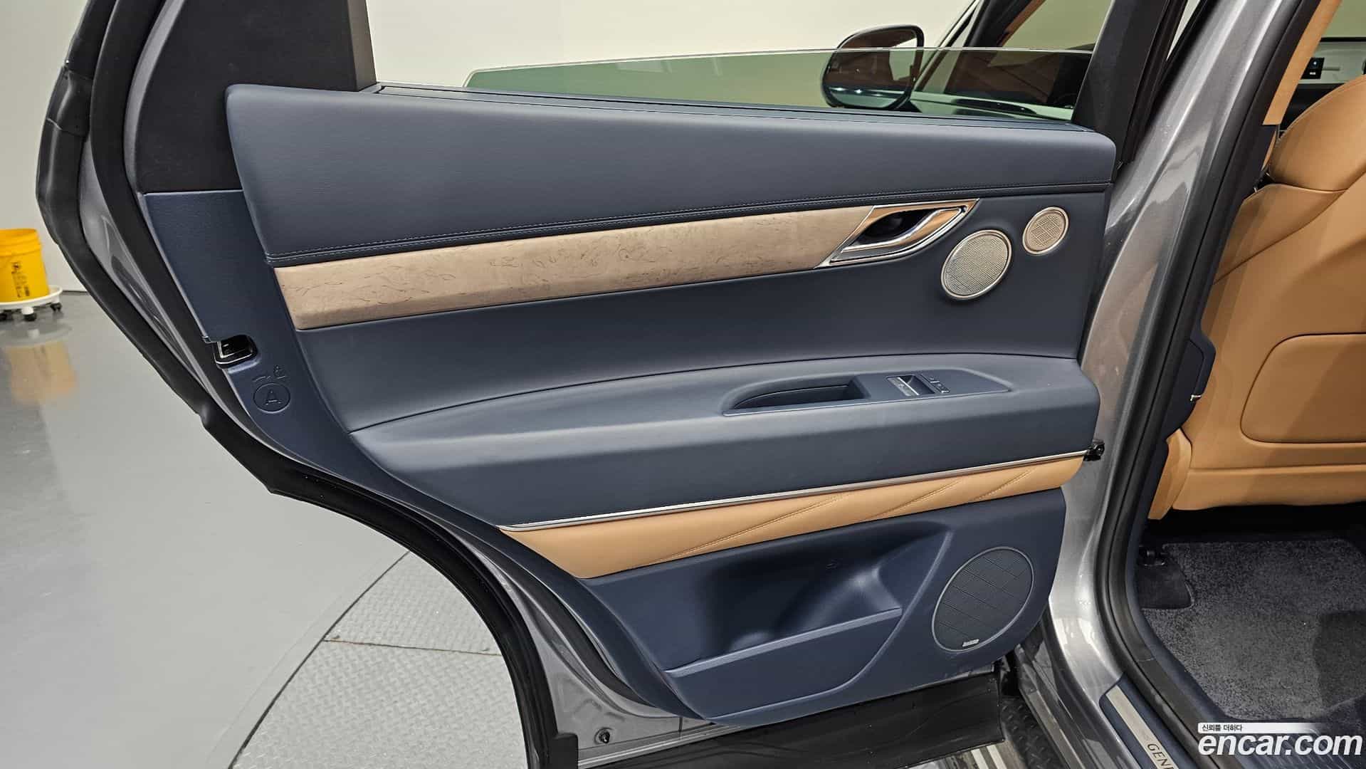 GV80 Genesis 2023.6-INNER-035