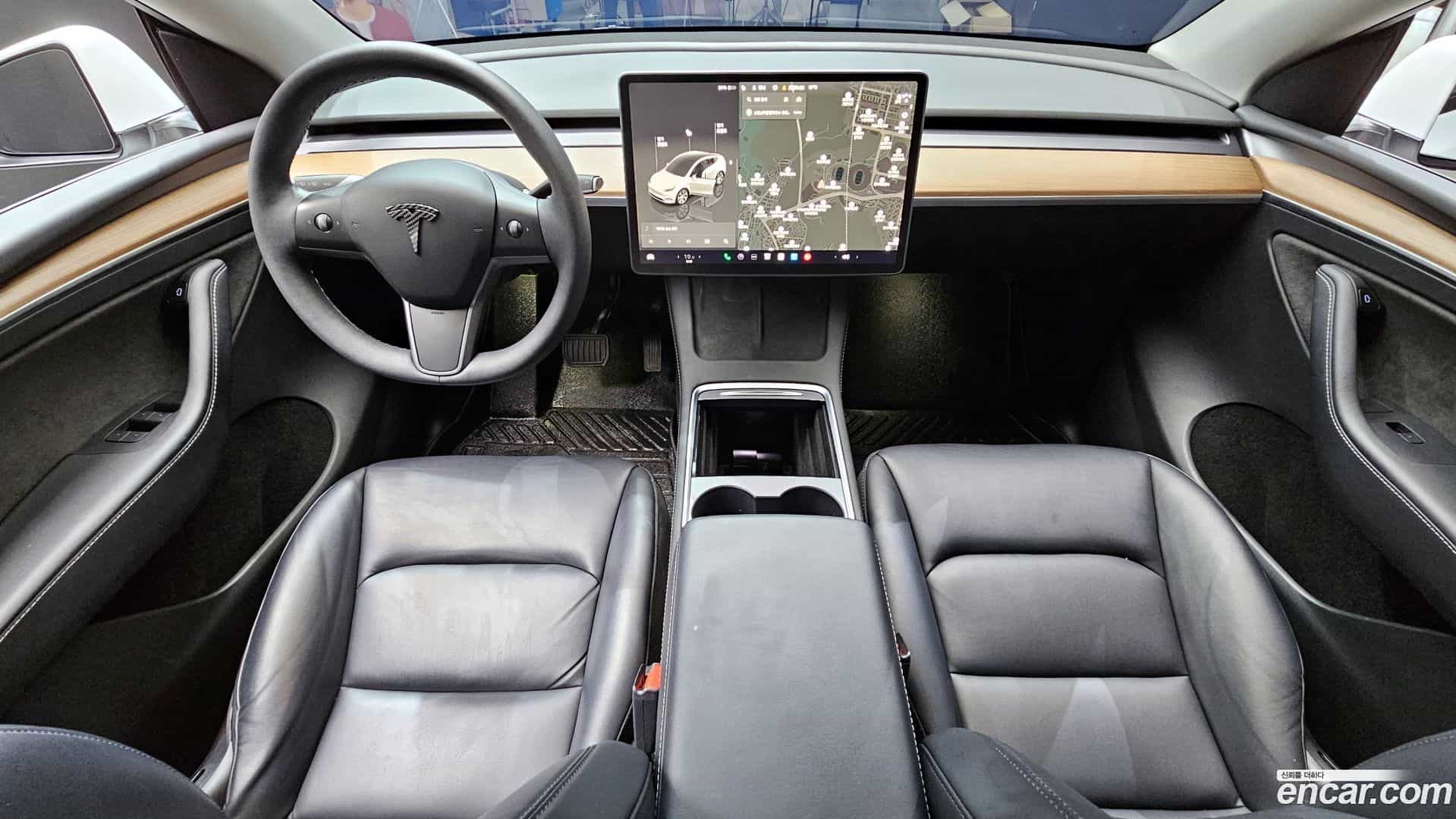 Model Y Tesla 2022.11-INNER-007