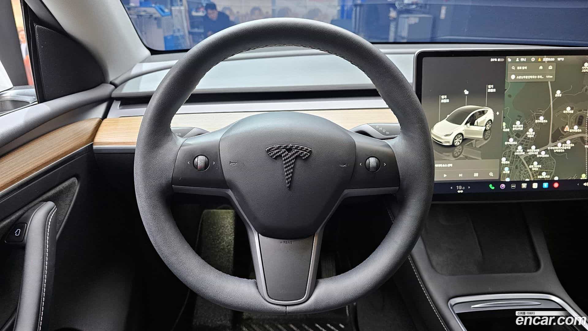 Model Y Tesla 2022.11-OPTION-018