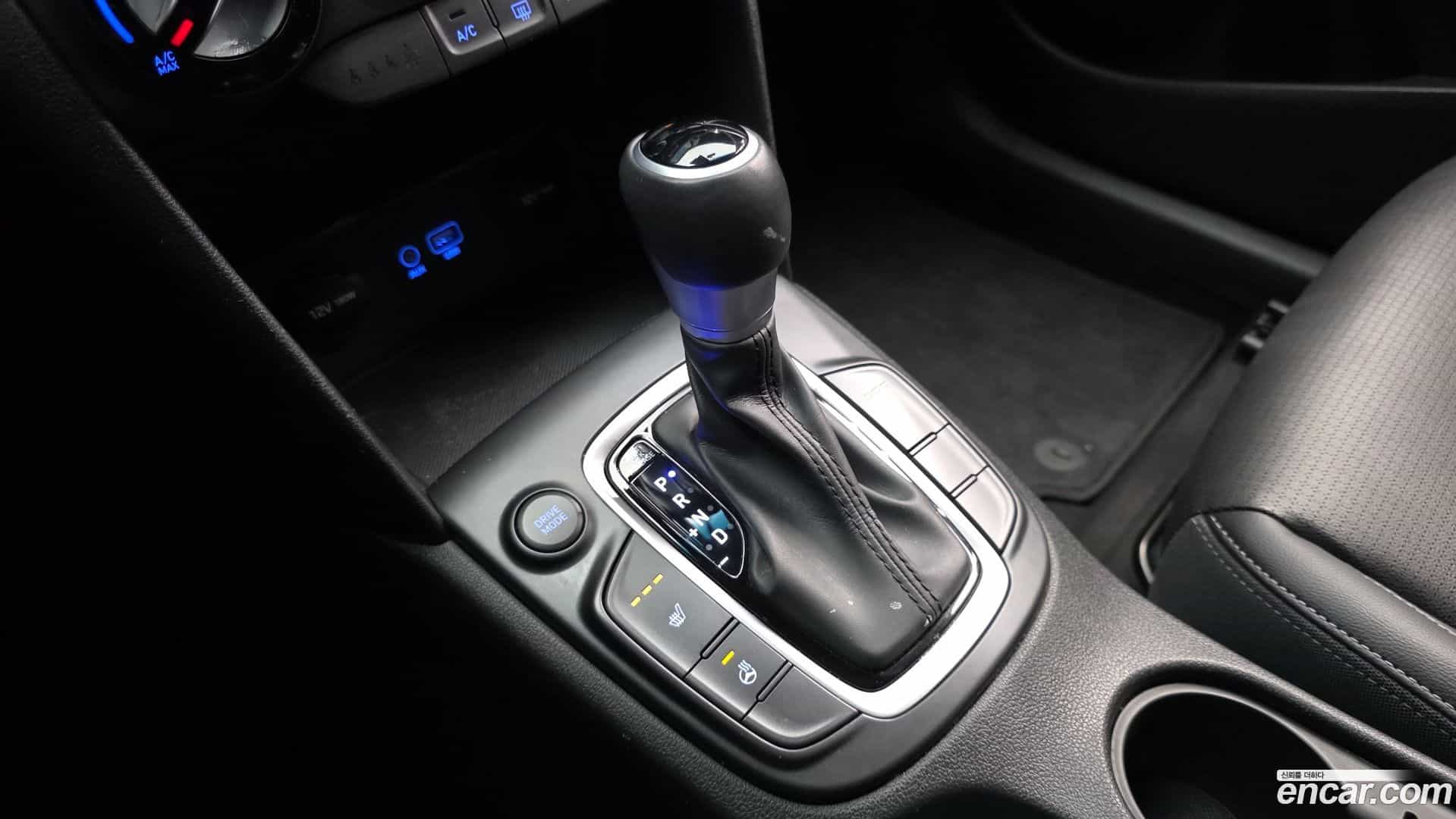 Kona Hyundai 2018.8-INNER-009