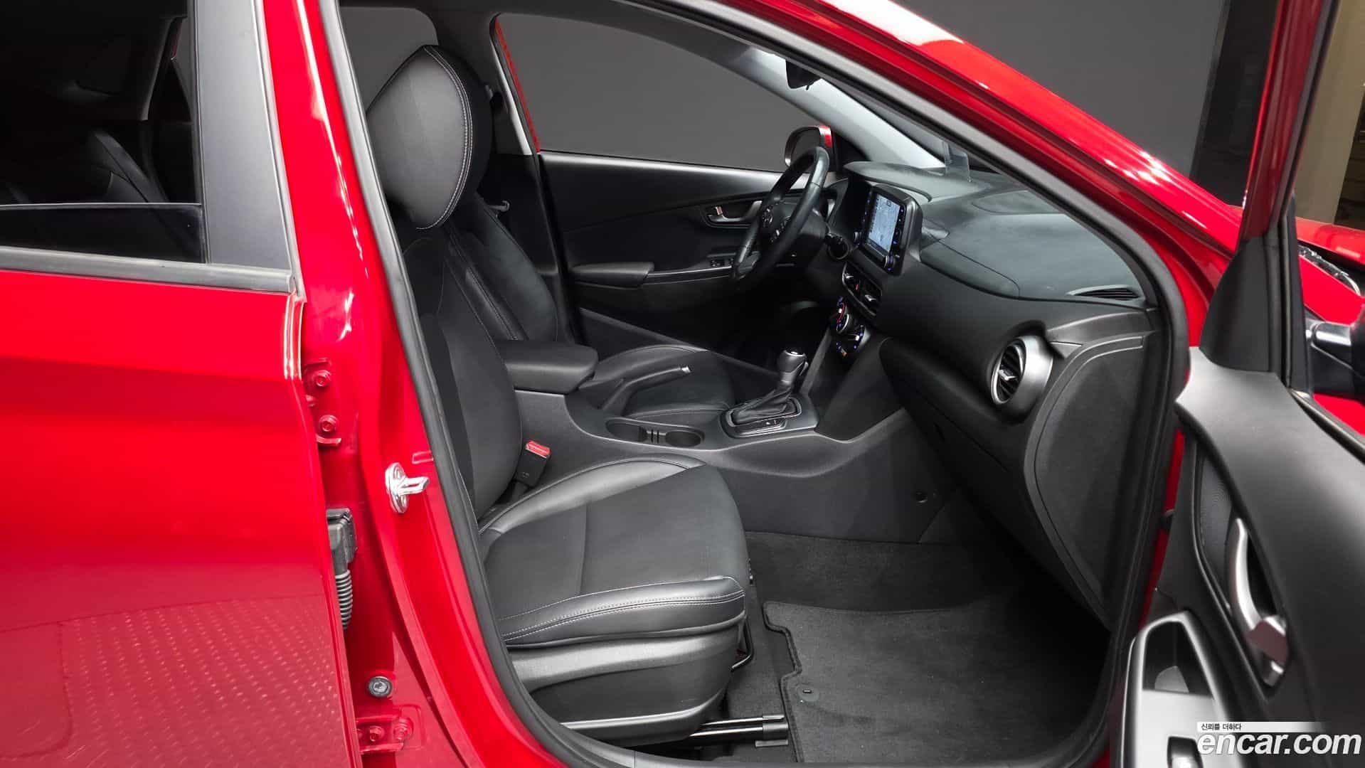 Kona Hyundai 2018.8-OPTION-015