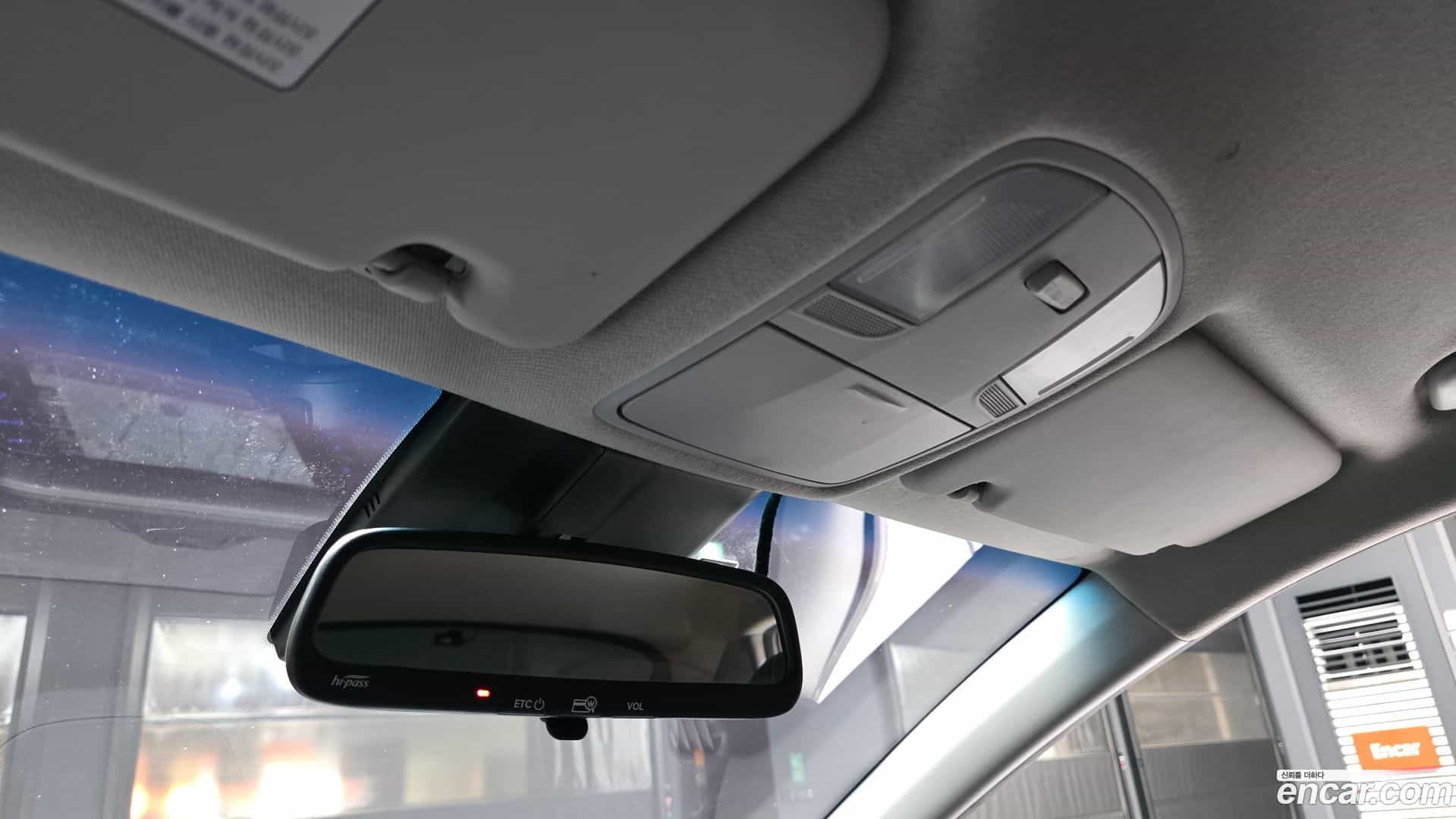 Kona Hyundai 2018.8-OPTION-040
