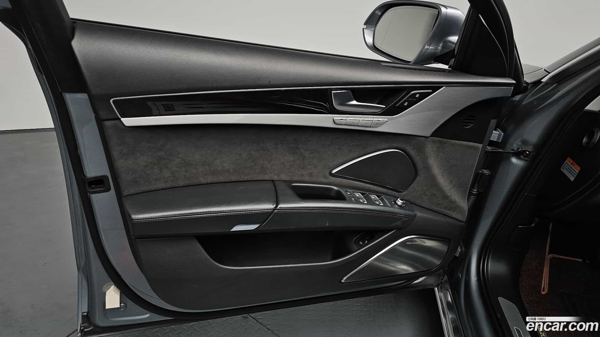 A8 Audi 2013.11-INNER-034