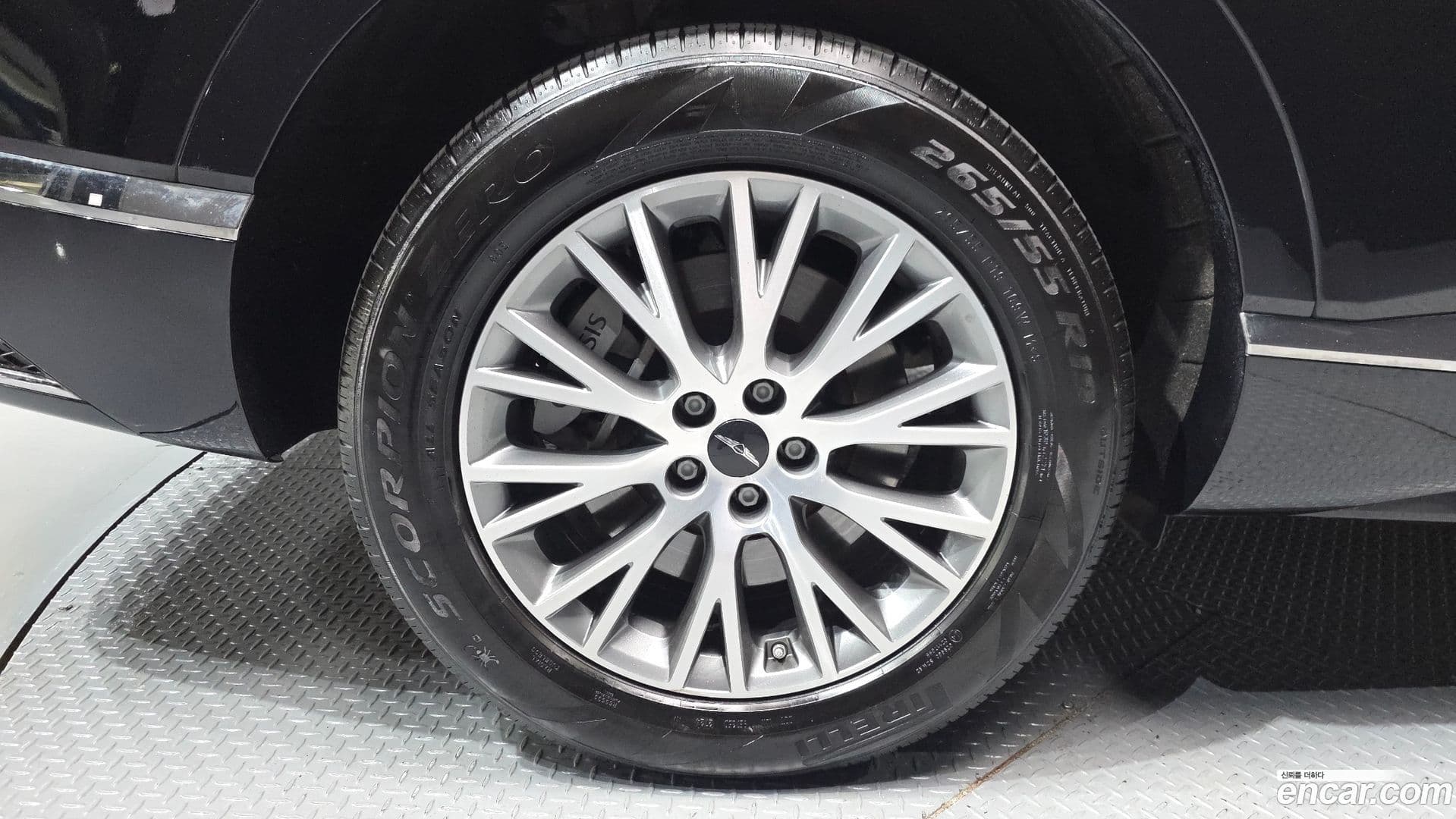 Main__Slider__Photo:GV80 Genesis 2024.9-4