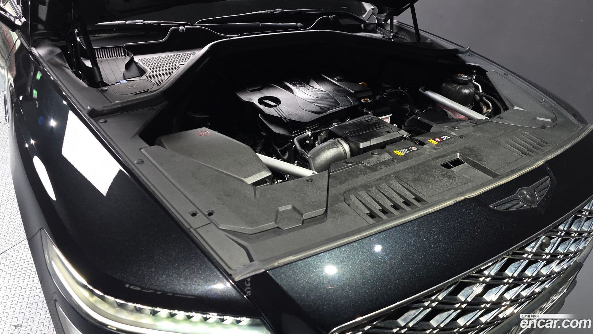 Main__Slider__Photo:GV80 Genesis 2024.9-5