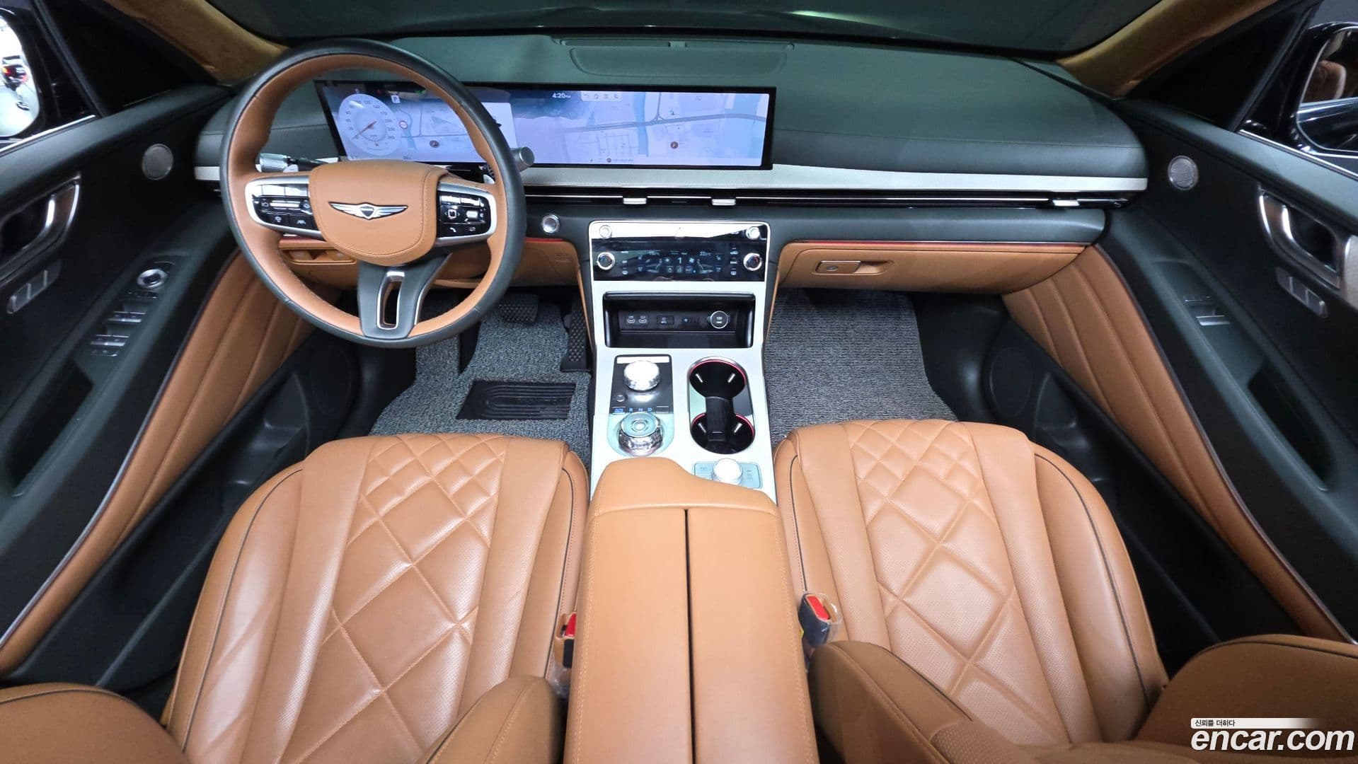 Main__Slider__Photo:GV80 Genesis 2024.9-6