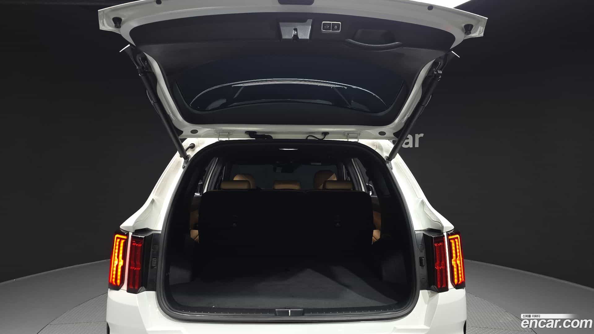 Sorento Kia 2022.6-OPTION-024