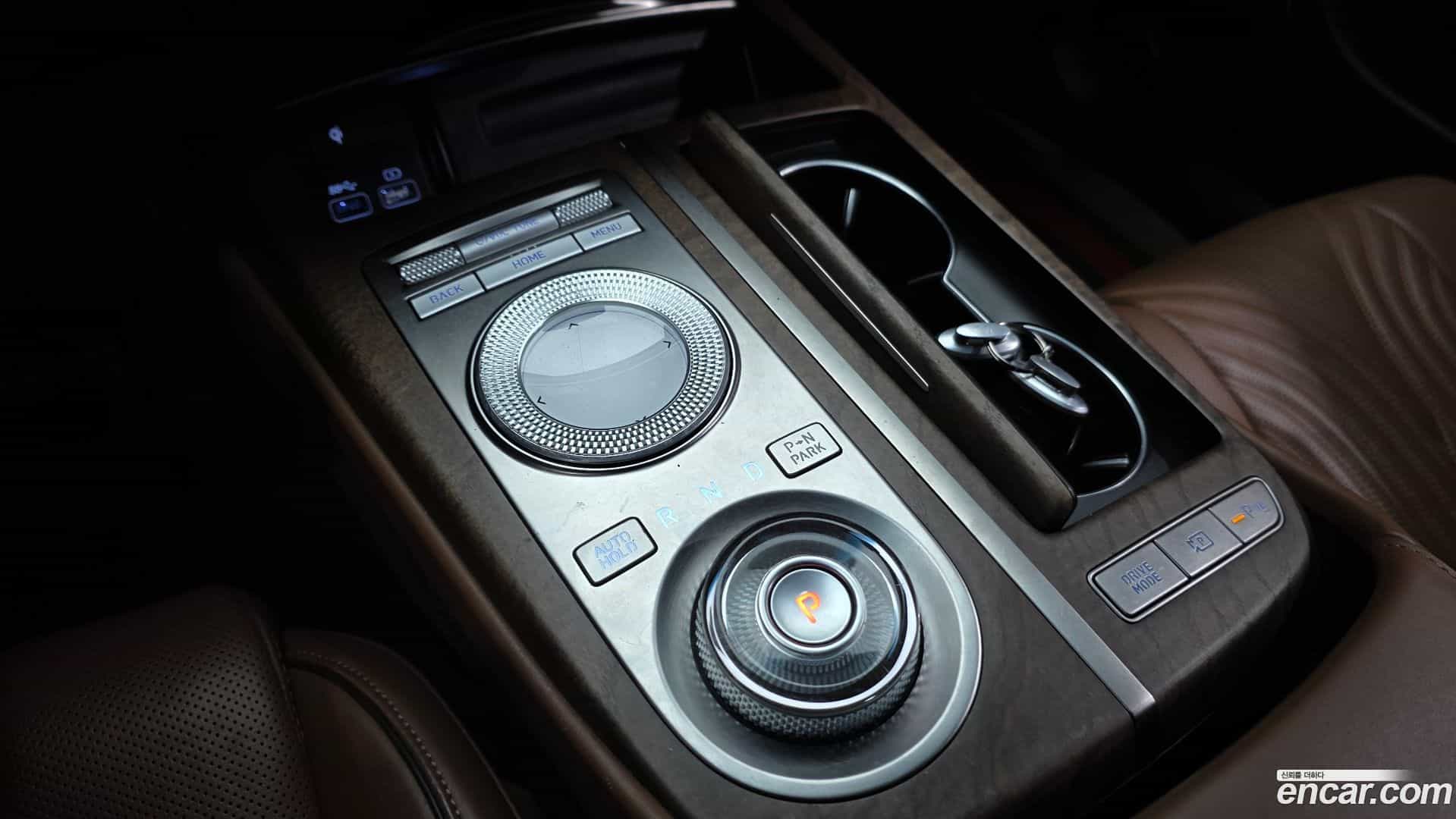G80 Genesis 2022.2-INNER-009