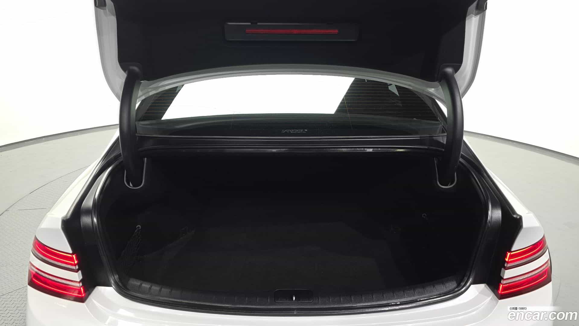 G80 Genesis 2022.2-OPTION-023