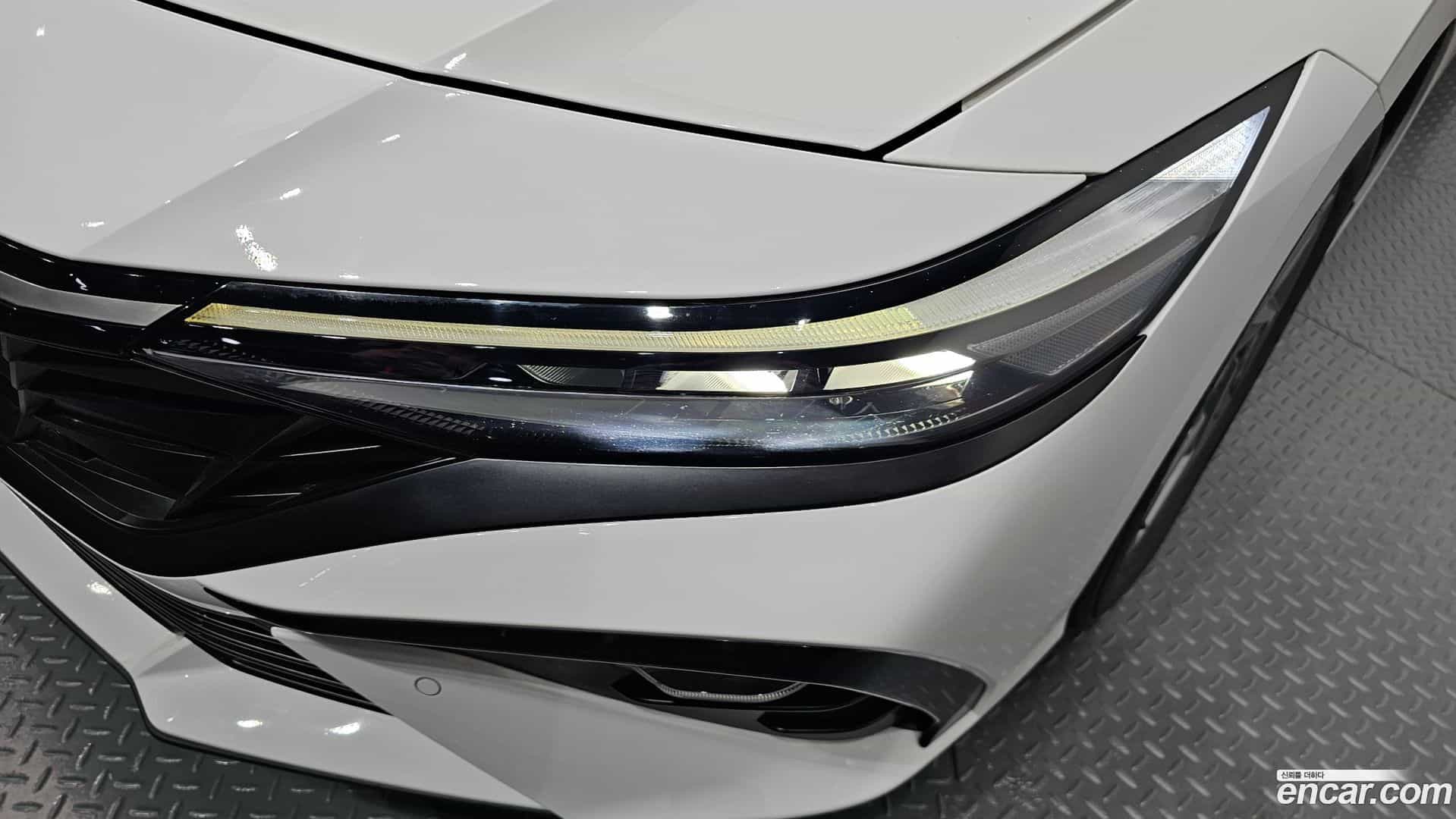 AVANTE Hyundai 2024.1-OUTER-032