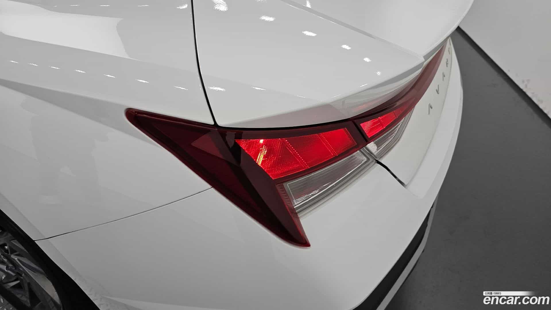 AVANTE Hyundai 2024.1-OUTER-033