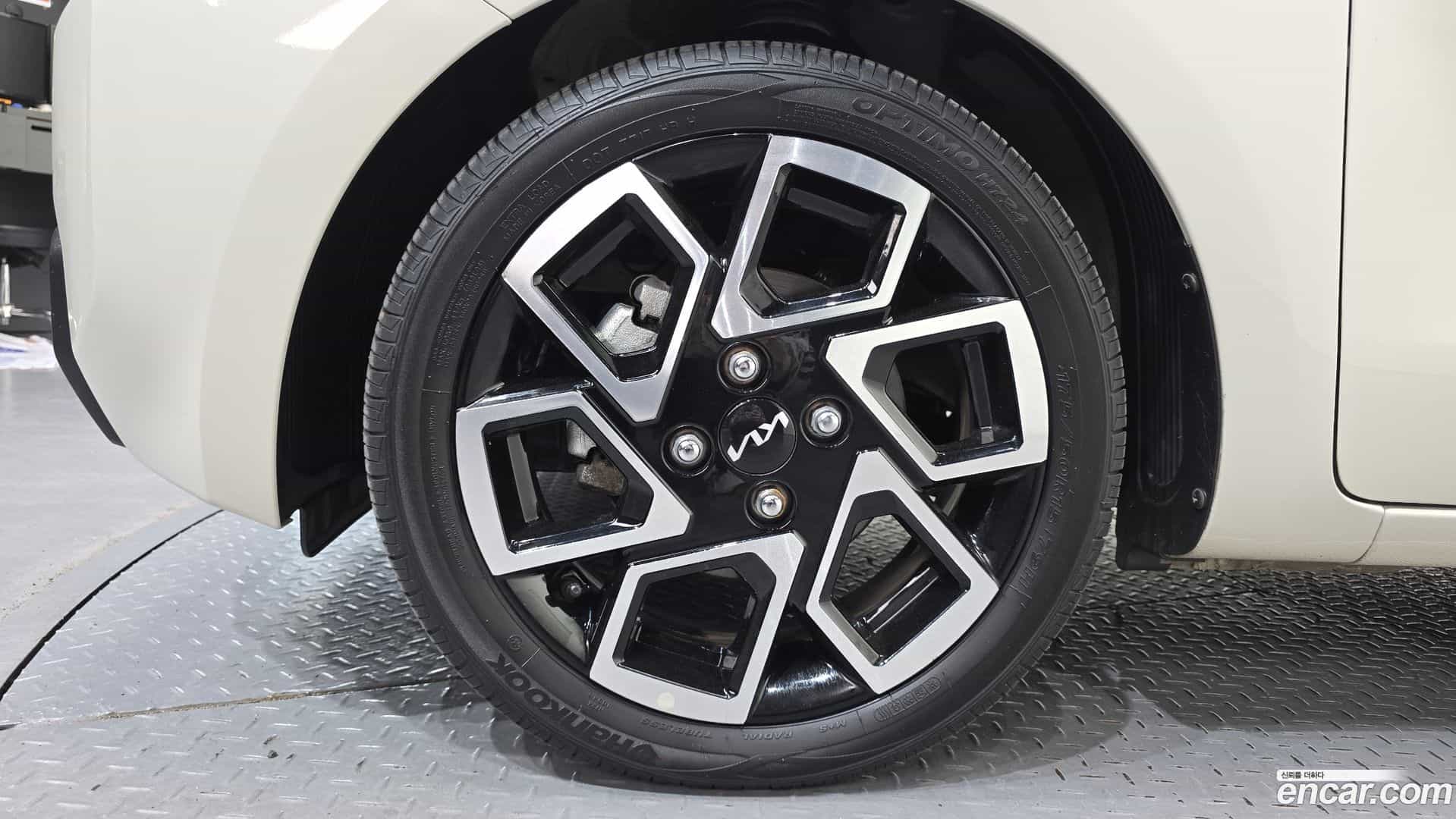 RAY Kia 2023.6-OUTER-005