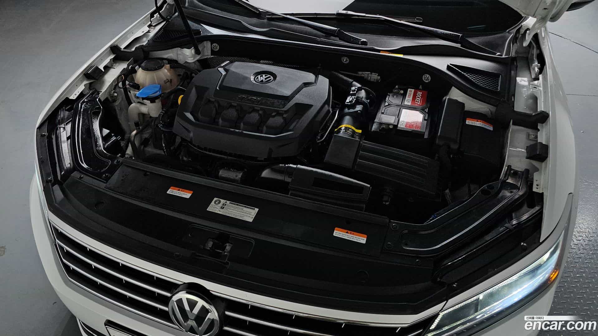 Passat Volkswagen 2018.11-OUTER-006