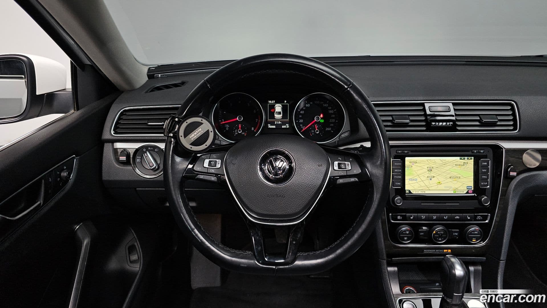 Main__Slider__Photo:Passat Volkswagen 2018.11-15