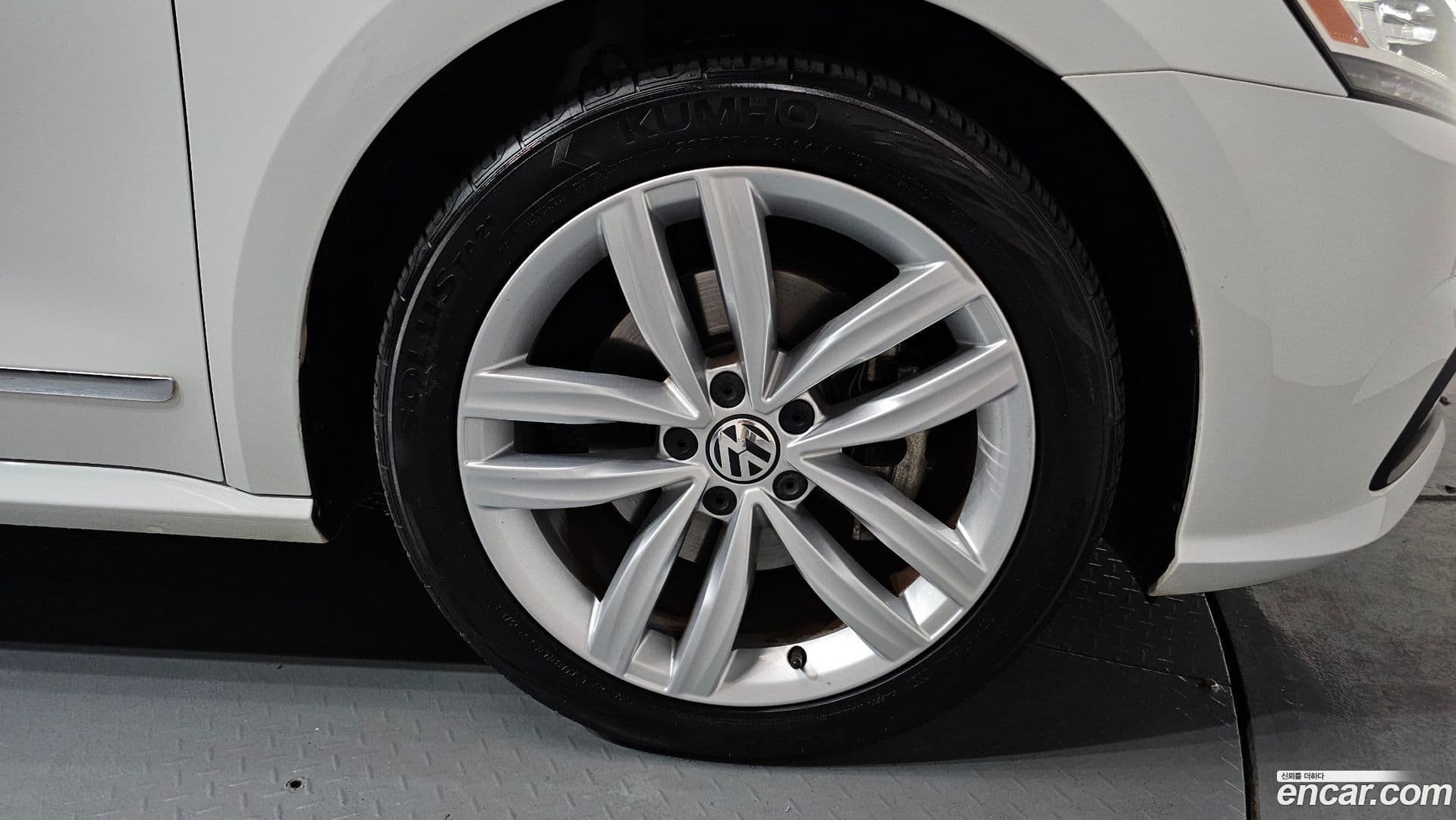 Main__Slider__Photo:Passat Volkswagen 2018.11-20