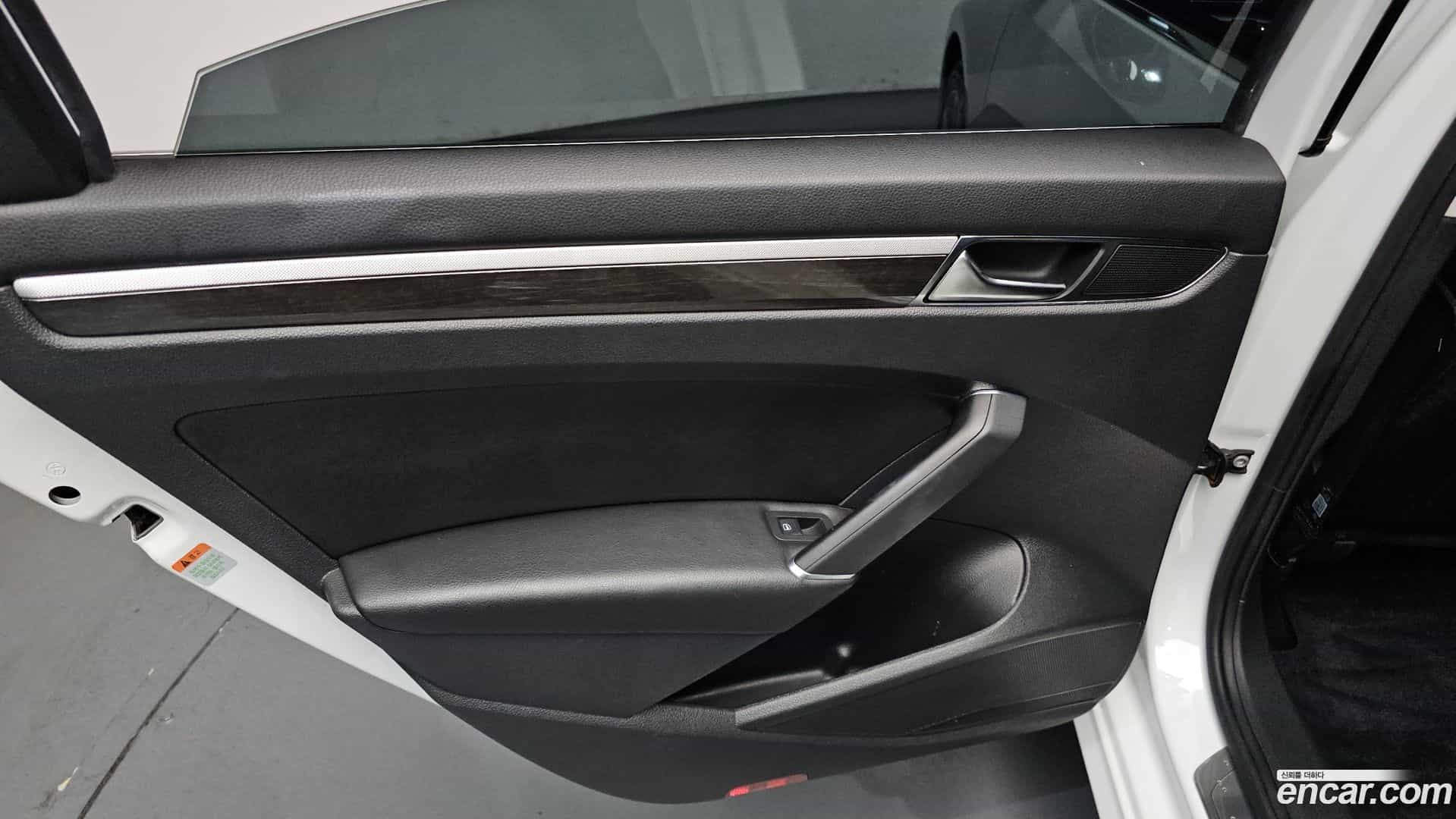 Passat Volkswagen 2018.11-INNER-035