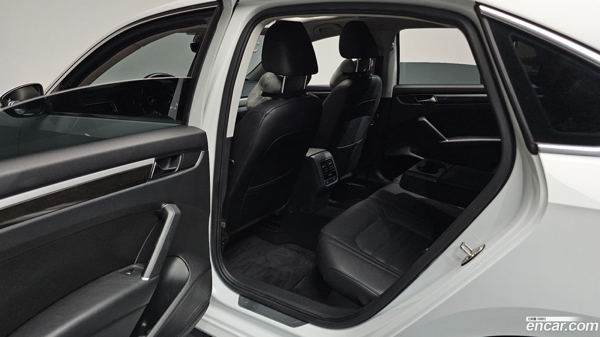 Main__Slider__Photo:Passat Volkswagen 2018.11-25