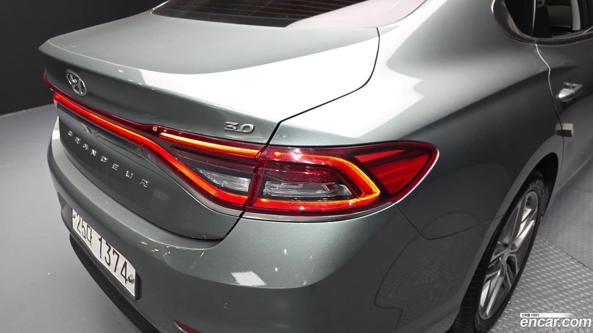 Main__Slider__Photo:Grandeur Hyundai 2017.3-22