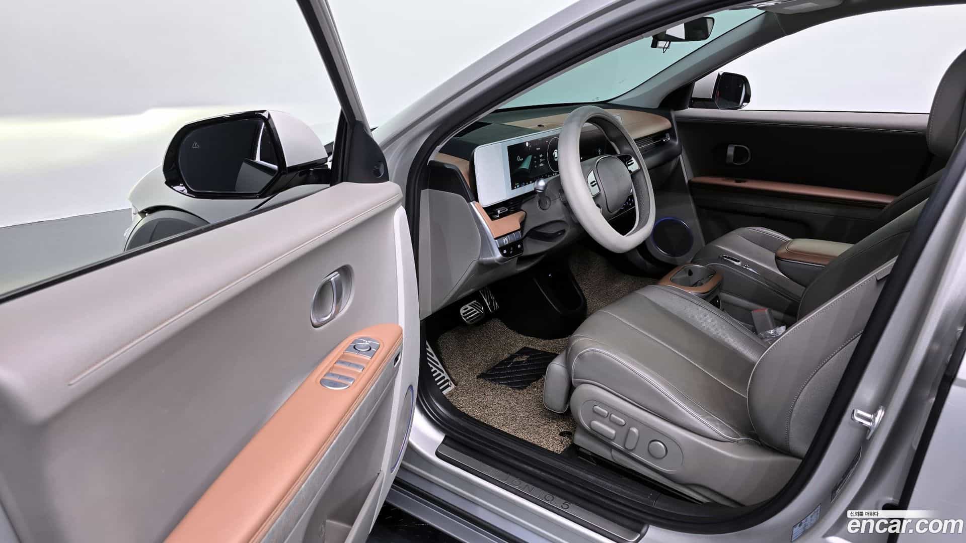 Ioniq5 Hyundai 2021.5-INNER-010