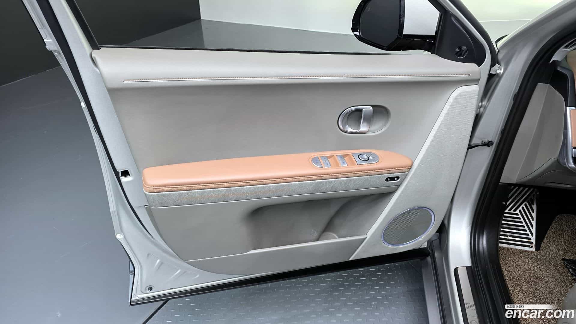 Ioniq5 Hyundai 2021.5-INNER-034