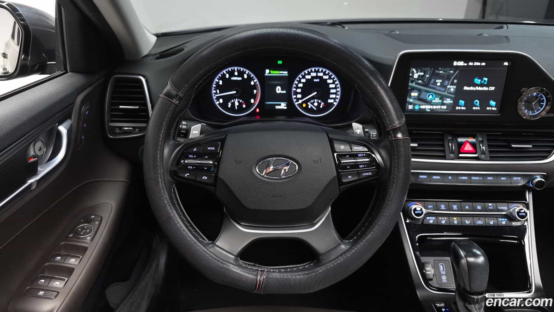 Grandeur Hyundai 2017.7-OPTION-018