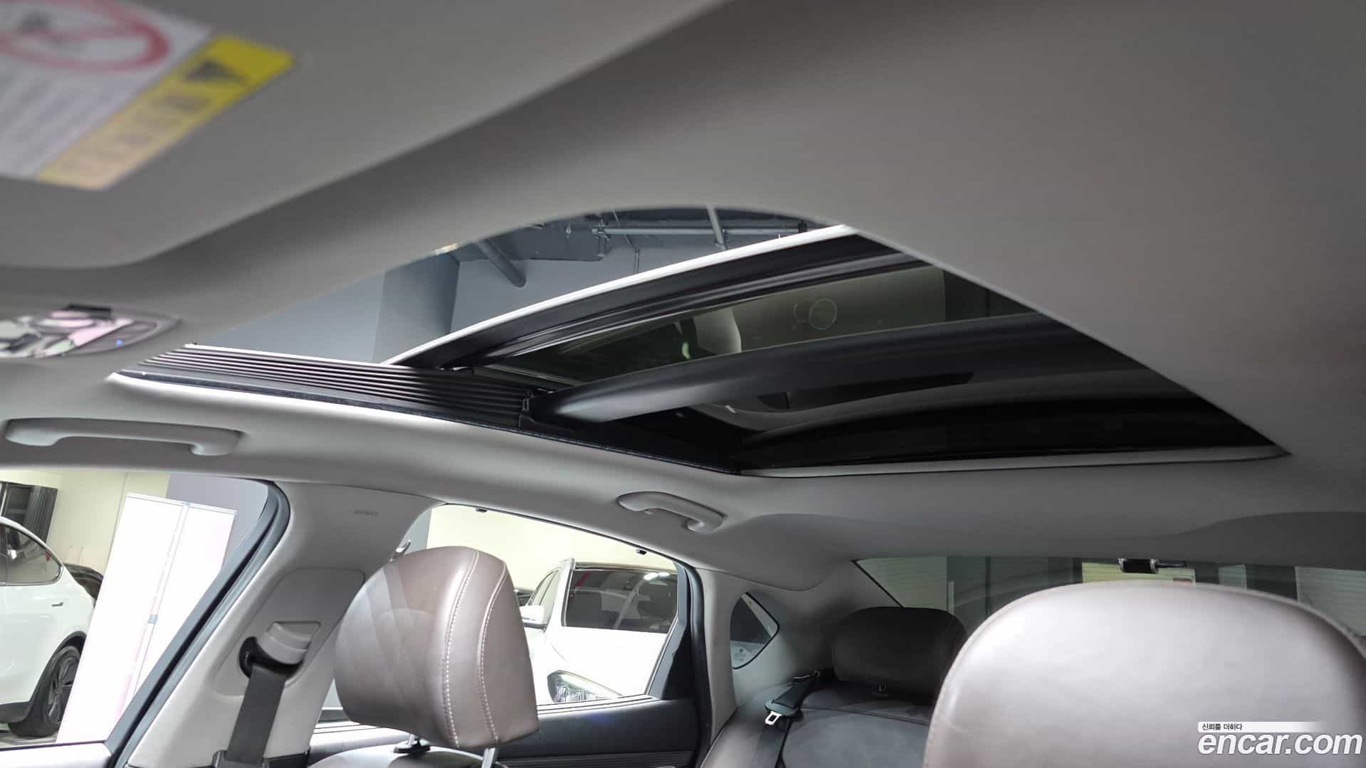 Grandeur Hyundai 2017.7-OPTION-045