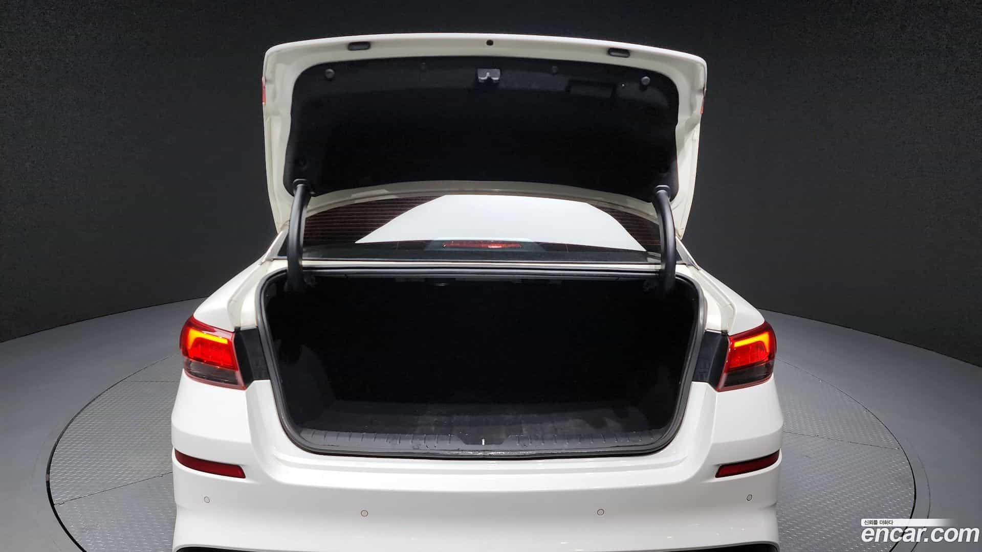 K5 Kia 2018.1-OPTION-024
