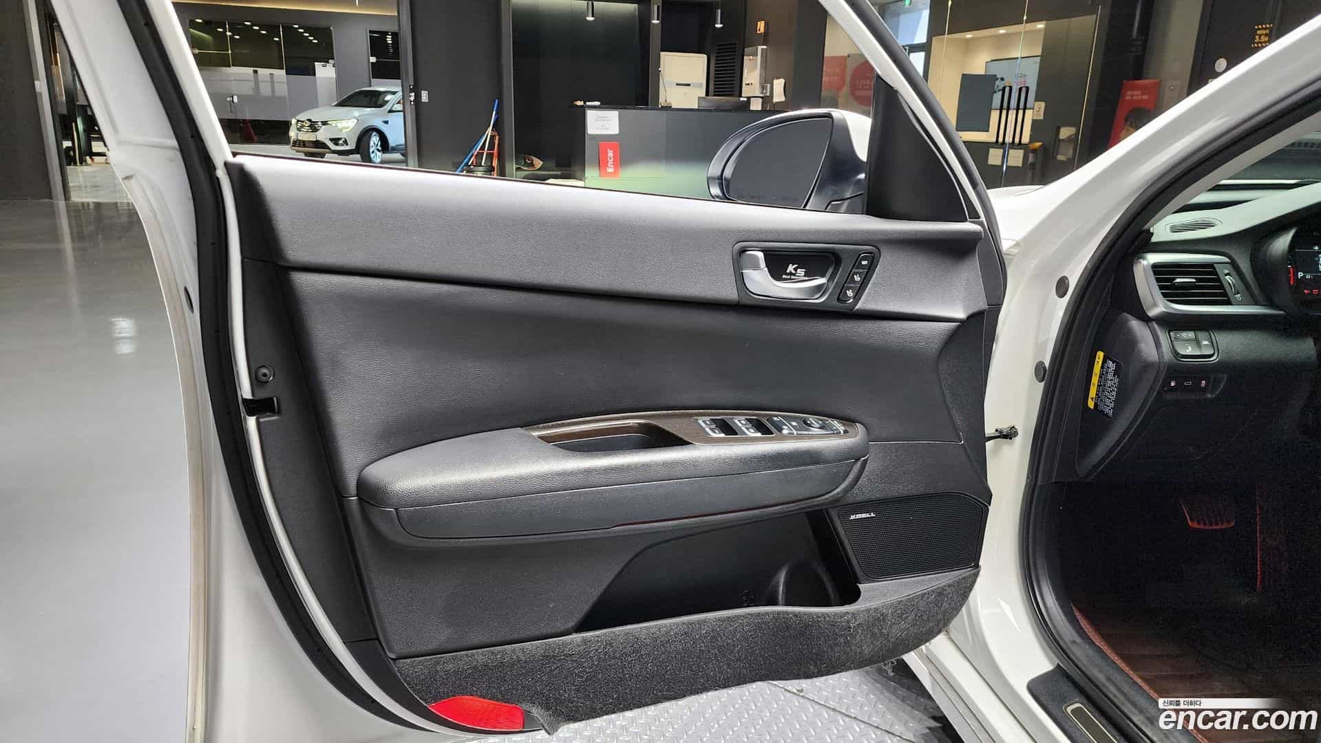 K5 Kia 2018.1-INNER-034