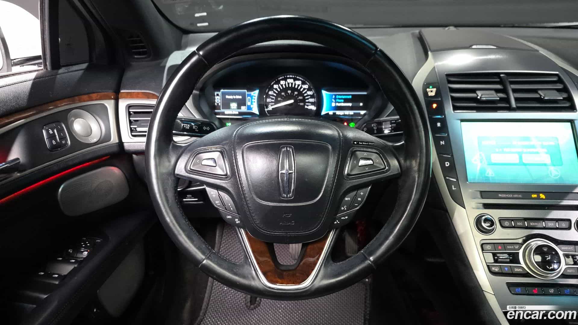 MKZ Lincoln 2018.3-OPTION-017