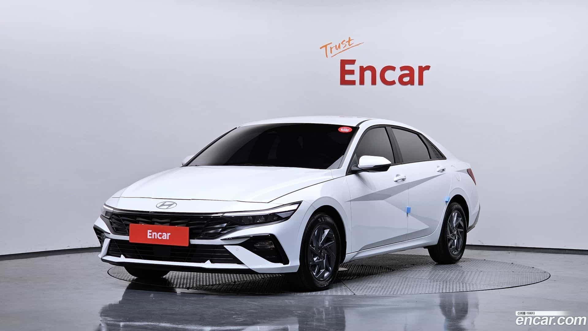 AVANTE Hyundai 2025.2-OUTER-001