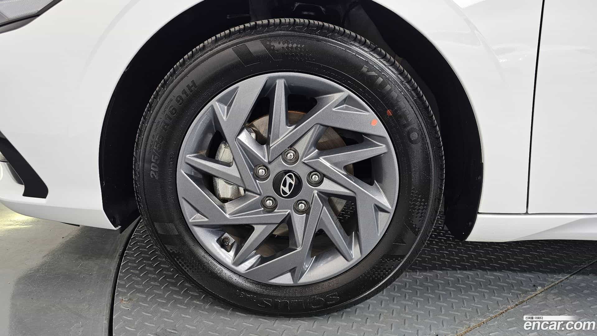 AVANTE Hyundai 2025.2-OUTER-005