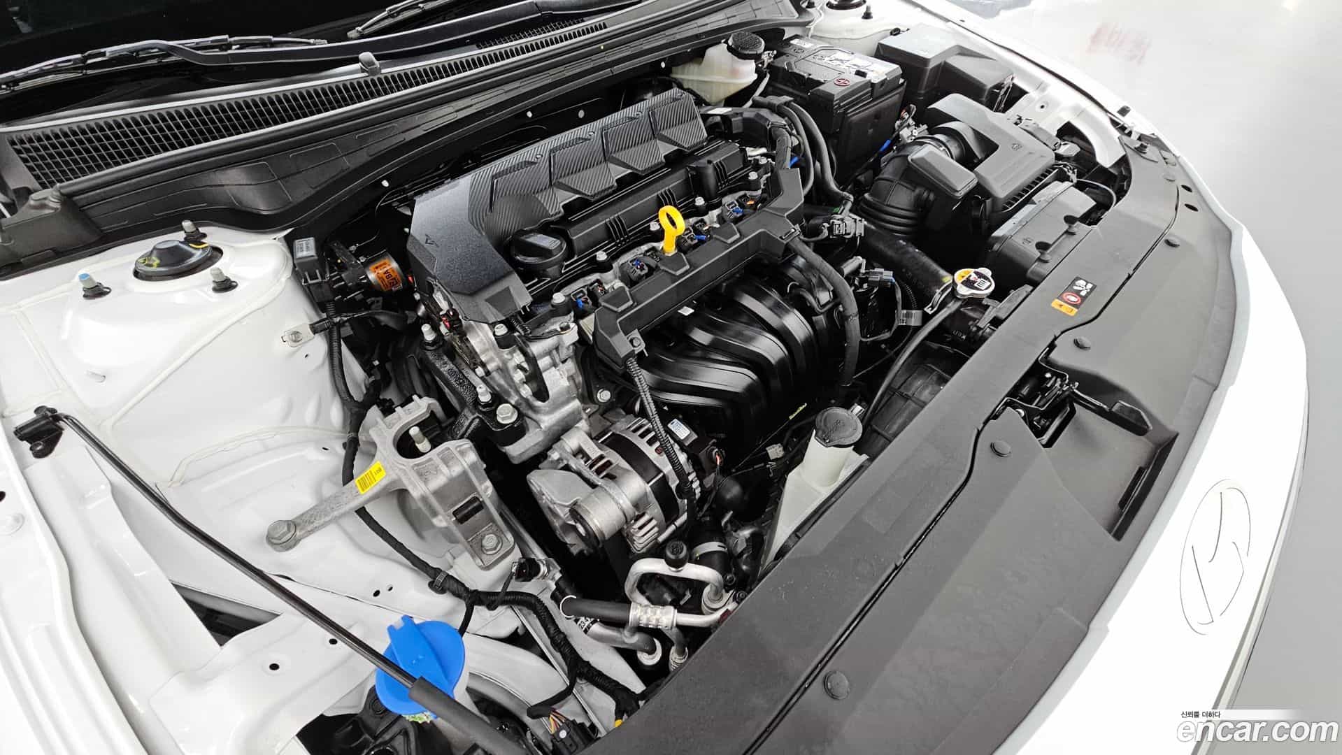 AVANTE Hyundai 2025.2-OUTER-006
