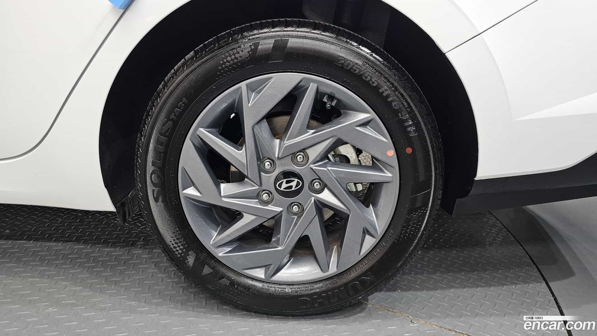 AVANTE Hyundai 2025.2-OUTER-031