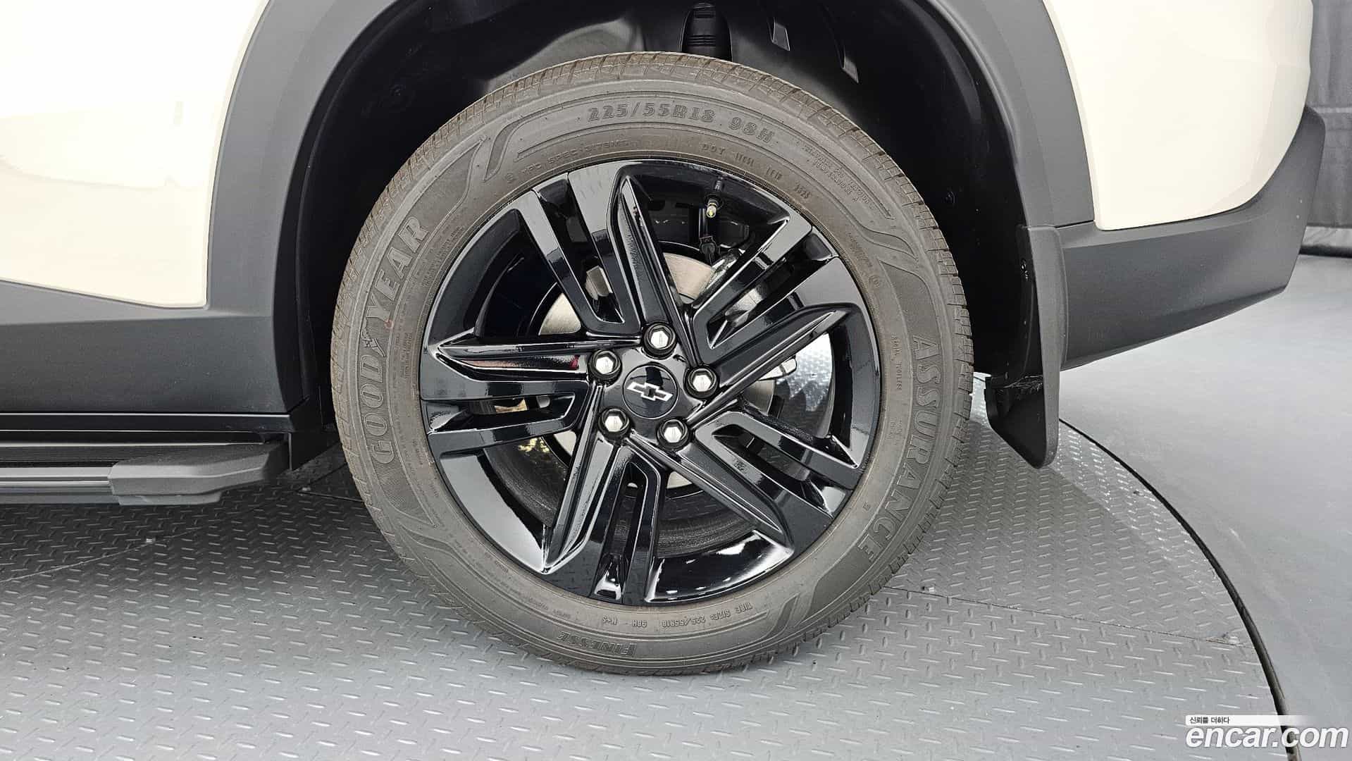 Trax Chevrolet 2025.11-OUTER-031