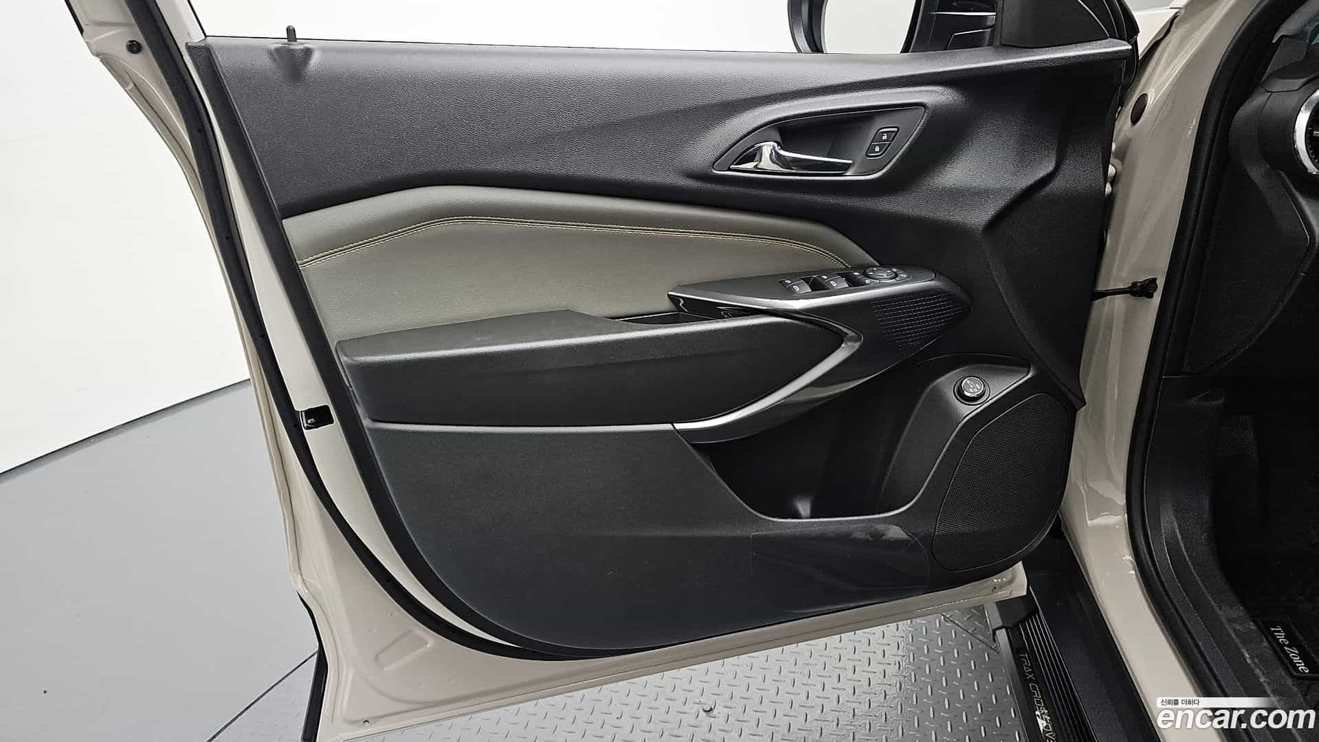 Trax Chevrolet 2025.11-INNER-034