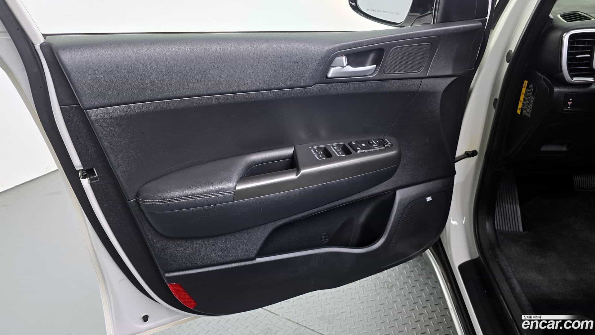 Sportage Kia 2016.4-INNER-034