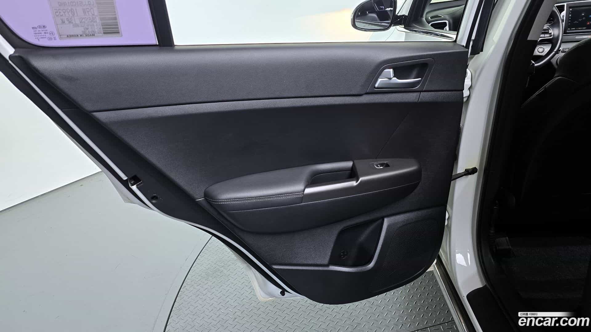 Sportage Kia 2016.4-INNER-035